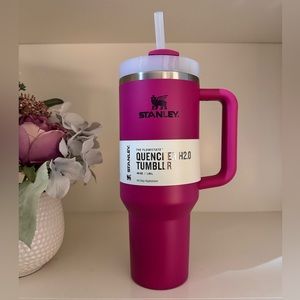 🎉LAST‎ CHANCE🎉 Stanley 40 oz. Quencher H2.0 FlowState Tumbler Fuschia